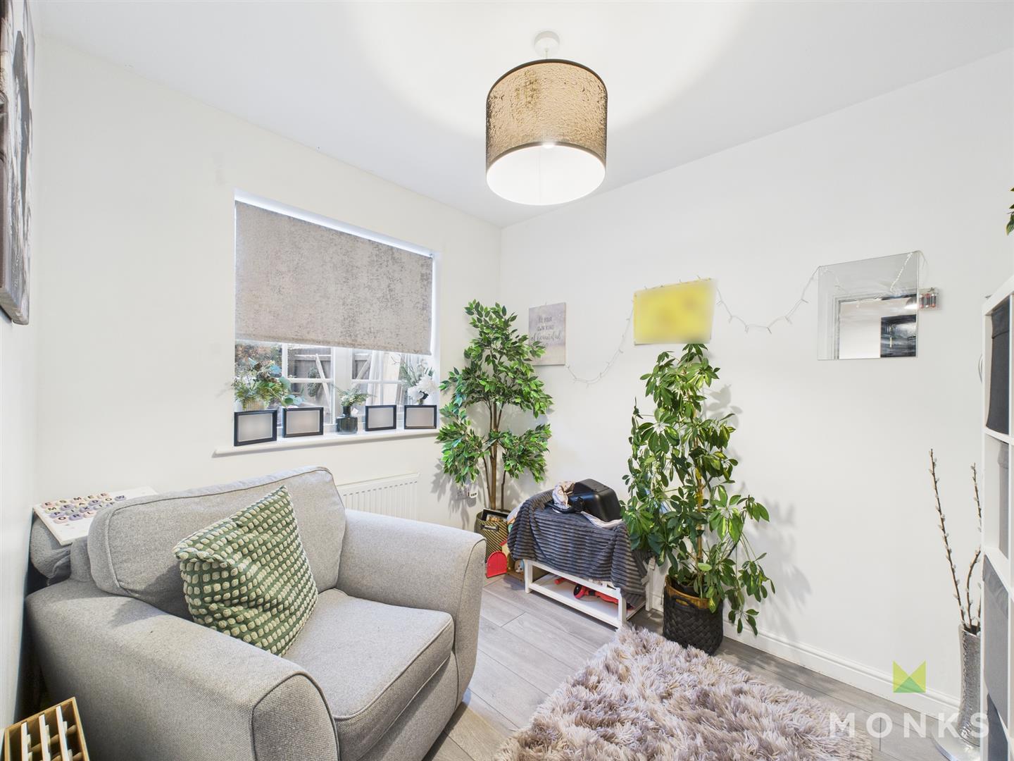 60 The Chestnuts, Shrewsbury, SY5 6JH For Sale